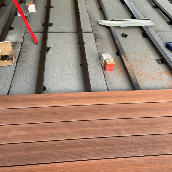 Unterbau der WPC Terasse